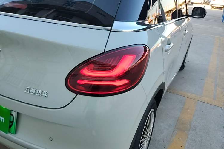 Used Wuling Bingo 2023 203km Comfort Edition Right Rear Taillight