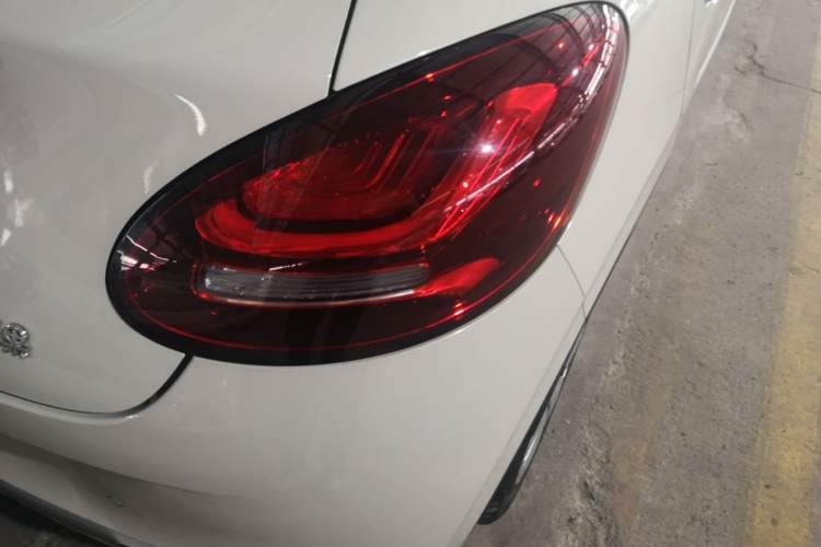 Used Wuling Bingo 2023 203km Light Edition Right Rear Taillight