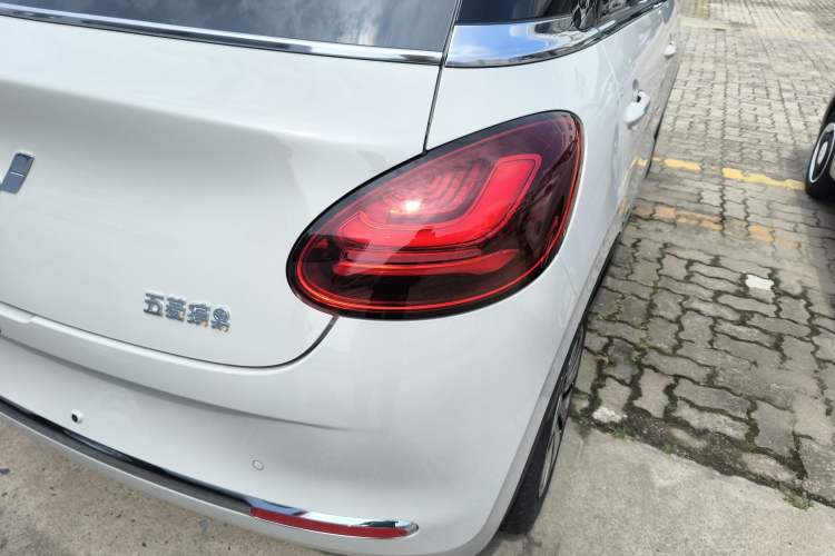 Used Wuling Bingo 2023 333 km Enjoyment Version Right Rear Taillight