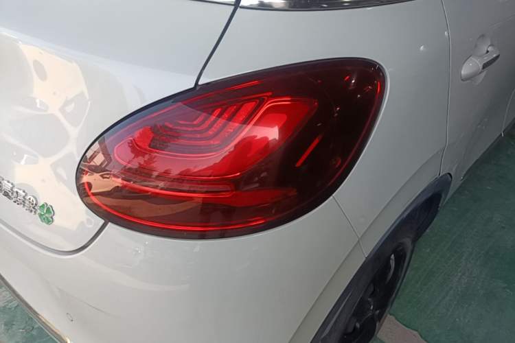 Used Wuling Bingo 2023 333 km Lingxi Connected Version Right Rear Taillight