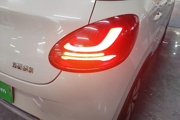 Used Wuling Bingo 2023 410 km Lingxi Deluxe Edition Right Rear Taillight