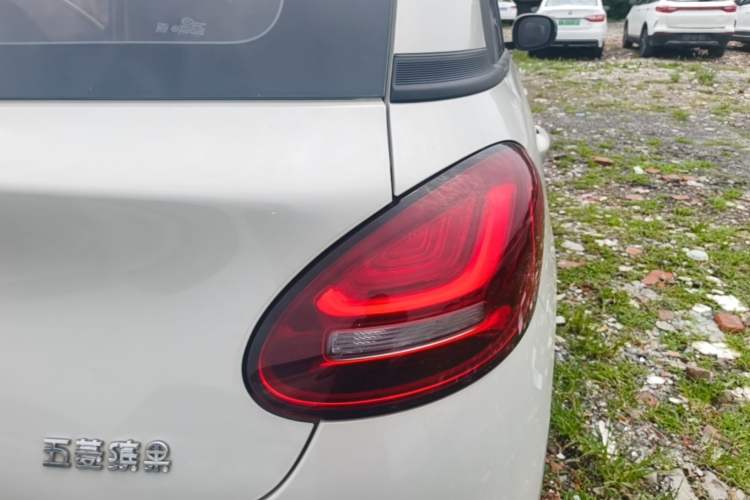 Used Wuling Bingo 2023 333 km Fast-Share Version Right Rear Taillight