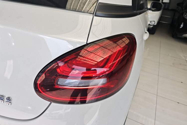 Used Wuling Bingo 2023 333 km Fast-Share Version Right Rear Taillight