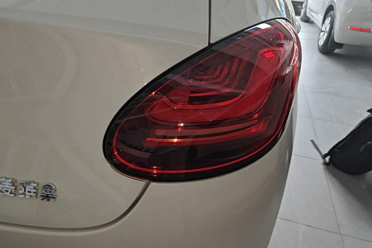 Used Wuling Bingo 2023 333 km Lingxi Connected Version Right Rear Taillight