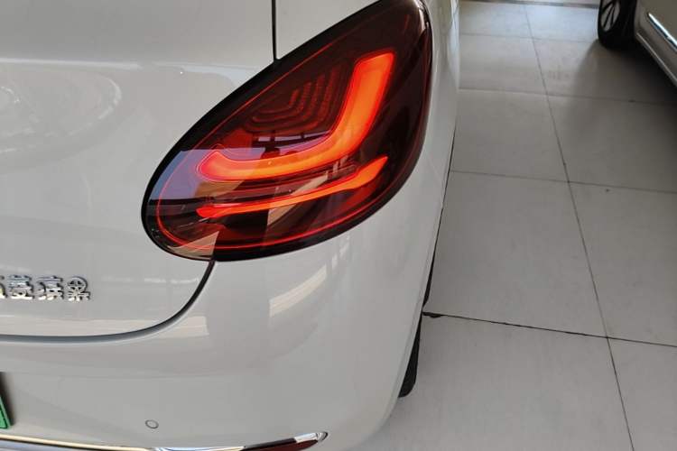 Used Wuling Bingo 2023 333 km Enjoyment Version Right Rear Taillight