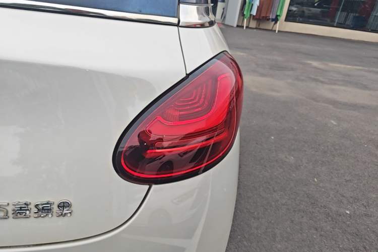Used Wuling Bingo 2023 203km Comfort Edition Right Rear Taillight