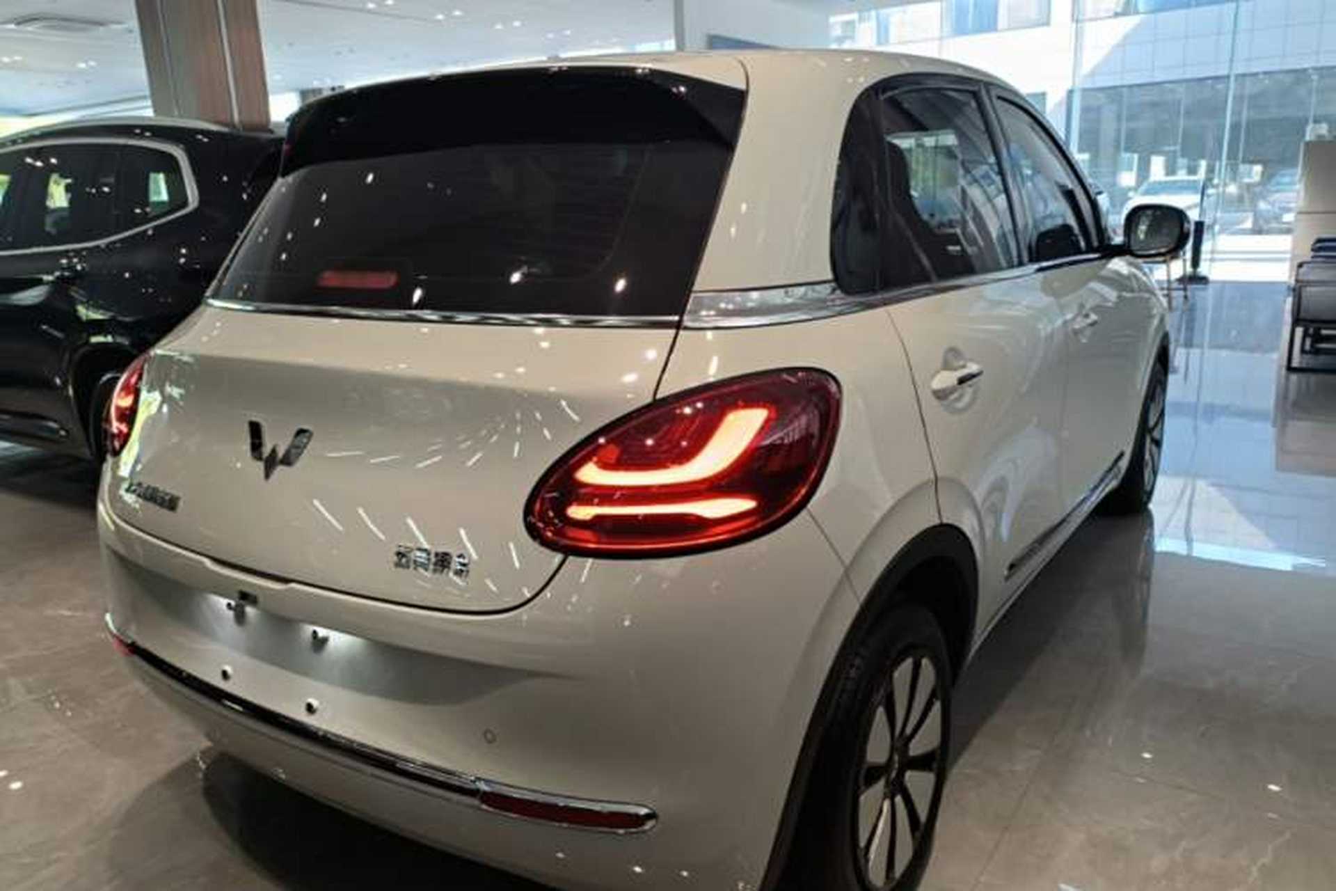 Used Wuling Bingo 2023 203km Comfort Edition Right Rear Taillight