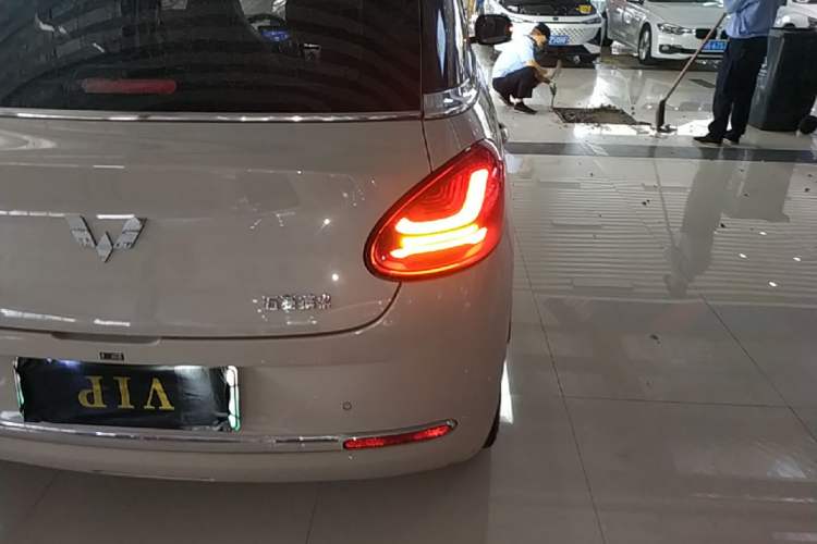 Used Wuling Bingo 2023 333 km Enjoyment Version Right Rear Taillight