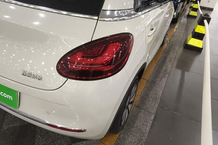 Used Wuling Bingo 2023 333 km Enjoyment Version Right Rear Taillight