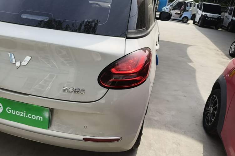 Used Wuling Bingo 2023 203km Light Edition Right Rear Taillight