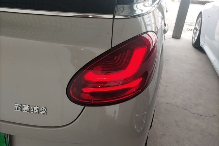 Used Wuling Bingo 2023 333 km Lingxi Connected Version Right Rear Taillight