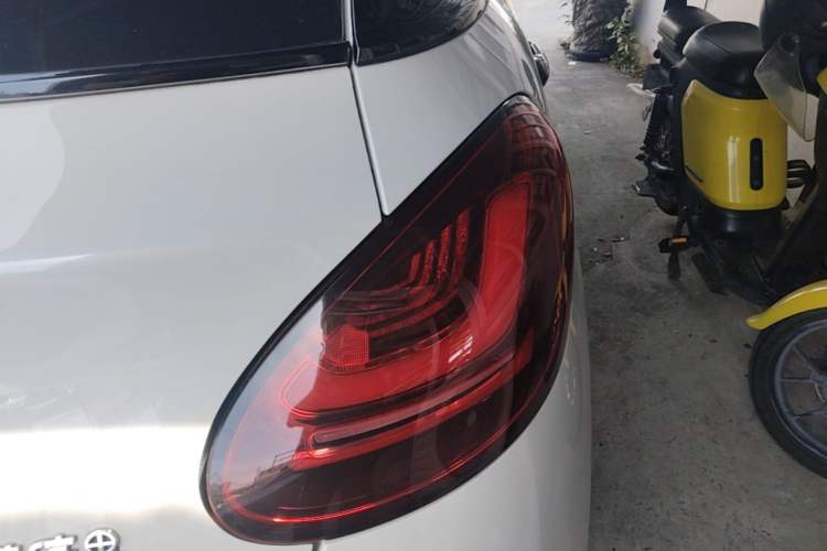 Used Wuling Bingo 2023 410 km Lingxi Deluxe Edition Right Rear Taillight