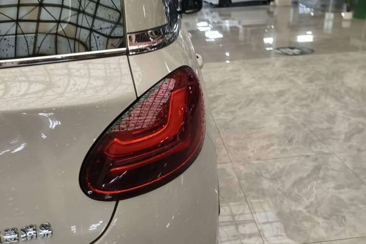 Used Wuling Bingo 2023 333km Enjoy+ Version Right Rear Taillight