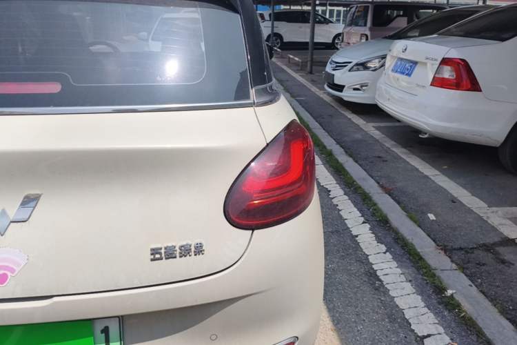 Used Wuling Bingo 2023 333 km Lingxi Connected Version Right Rear Taillight