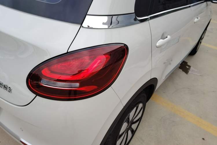 Used Wuling Bingo 2023 203km Light Edition Right Rear Taillight