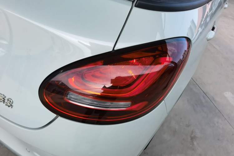 Used Wuling Bingo 2023 203km Light Edition Right Rear Taillight