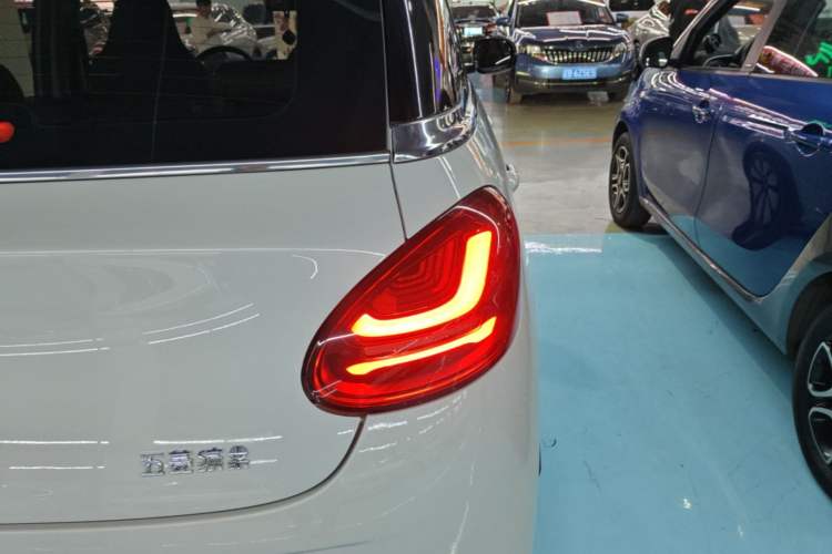 Used Wuling Bingo 2023 333 km Lingxi Connected Version Right Rear Taillight