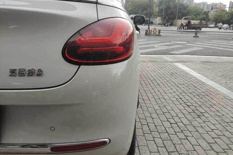 Used Wuling Bingo 2023 333 km Enjoyment Version Right Rear Taillight