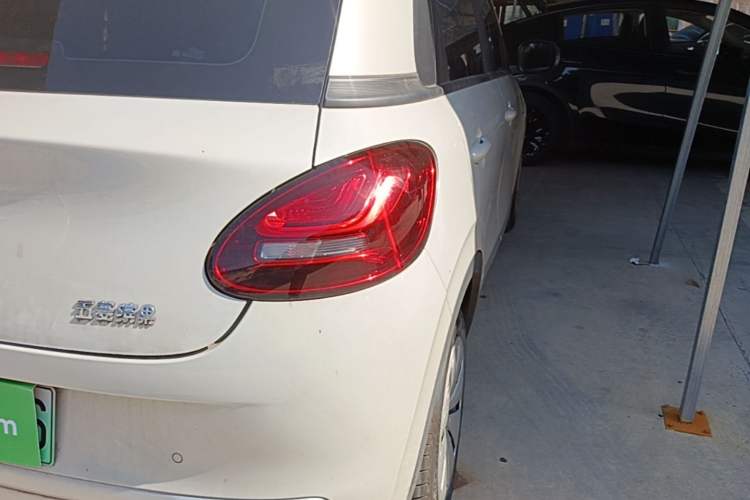 Used Wuling Bingo 2023 203km Light Edition Right Rear Taillight
