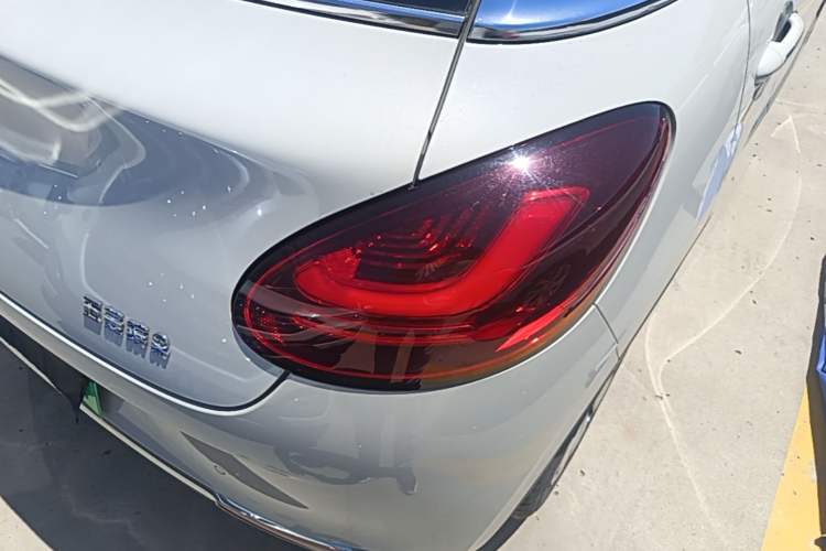 Used Wuling Bingo 2023 333km Enjoy+ Version Right Rear Taillight