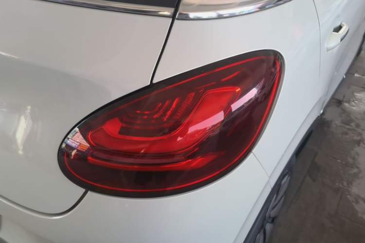 Used Wuling Bingo 2023 410 km Lingxi Deluxe Edition Right Rear Taillight