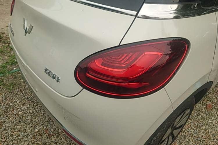 Used Wuling Bingo 2023 410 km Lingxi Deluxe Edition Right Rear Taillight