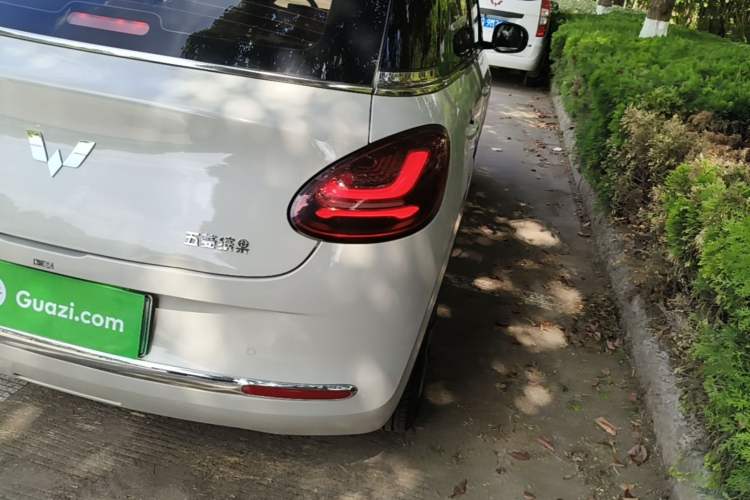 Used Wuling Bingo 2023 333 km Enjoyment Version Right Rear Taillight