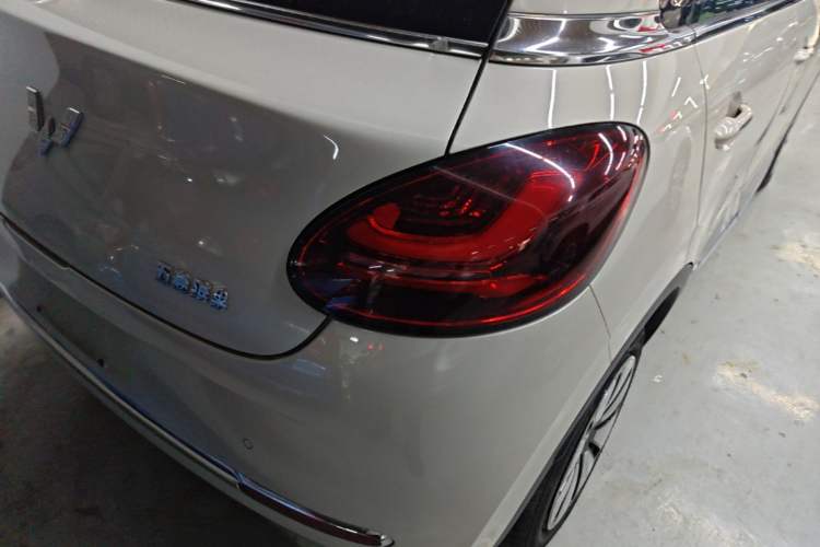 Used Wuling Bingo 2023 333km Enjoy+ Version Right Rear Taillight