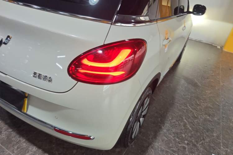 Used Wuling Bingo 2023 410 km Lingxi Deluxe Edition Right Rear Taillight