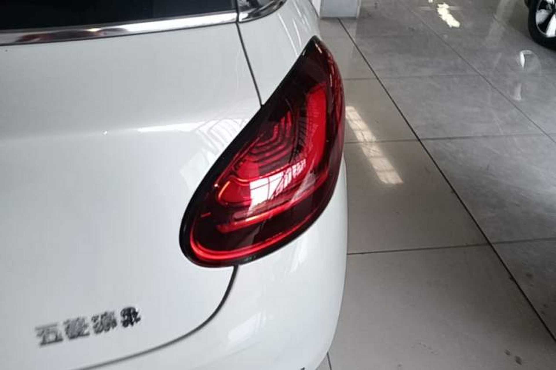 Used Wuling Bingo 2023 410 km Lingxi Deluxe Edition Right Rear Taillight