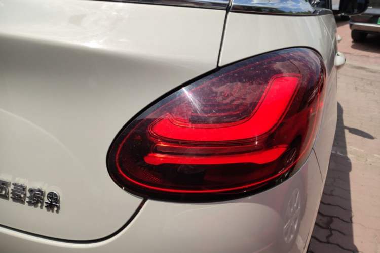 Used Wuling Bingo 2023 203km Comfort Edition Right Rear Taillight
