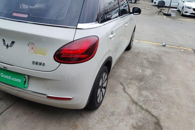 Used Wuling Bingo 2023 333 km Lingxi Connected Version Right Rear Taillight