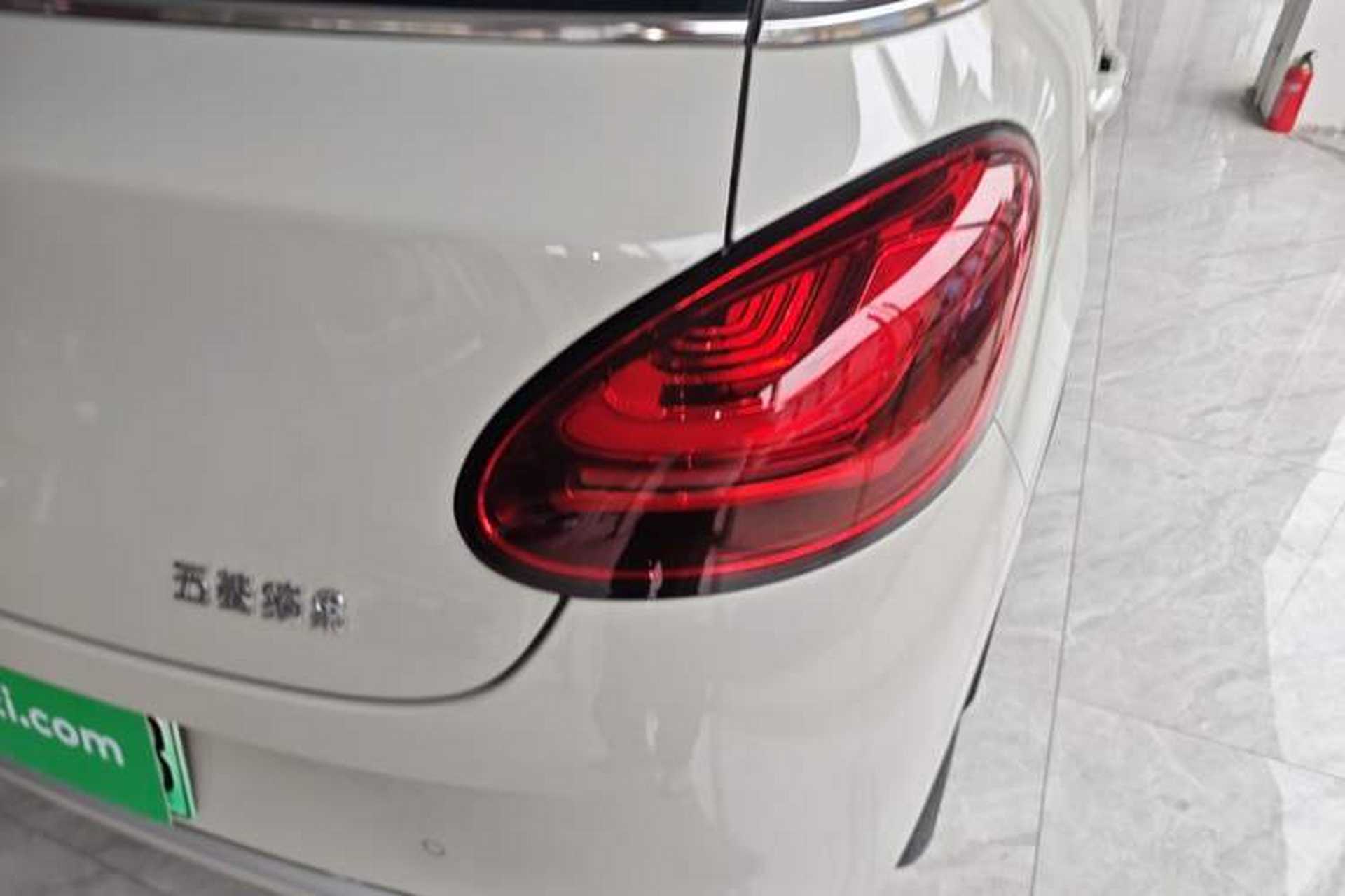 Used Wuling Bingo 2023 333 km Lingxi Connected+ Version Right Rear Taillight