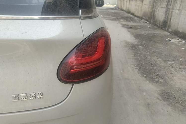 Used Wuling Bingo 2023 410 km Lingxi Deluxe Edition Right Rear Taillight