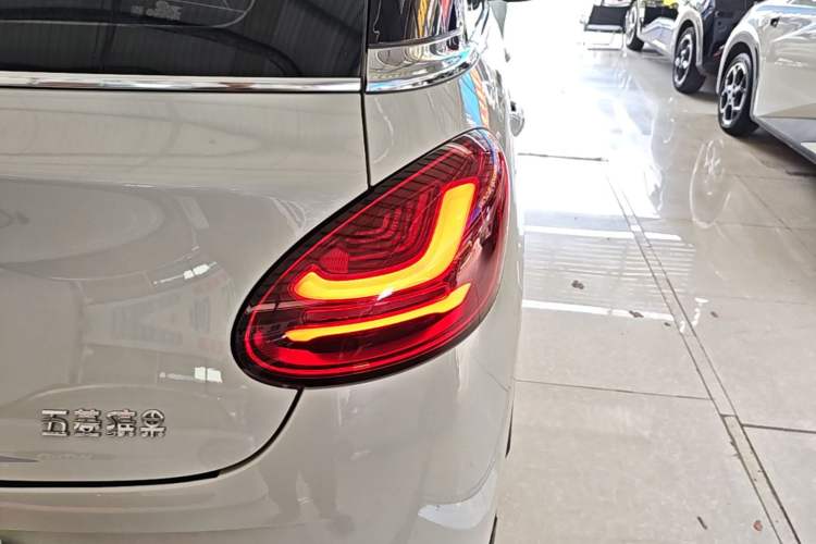 Used Wuling Bingo 2023 410 km Lingxi Deluxe Edition Right Rear Taillight