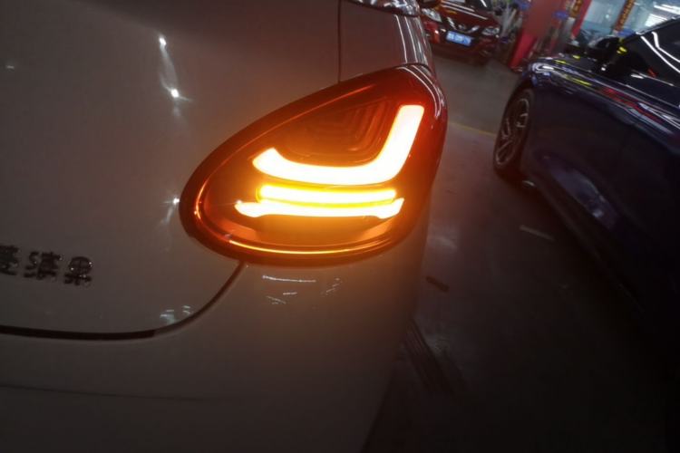 Used Wuling Bingo 2023 333 km Enjoyment Version Right Rear Taillight