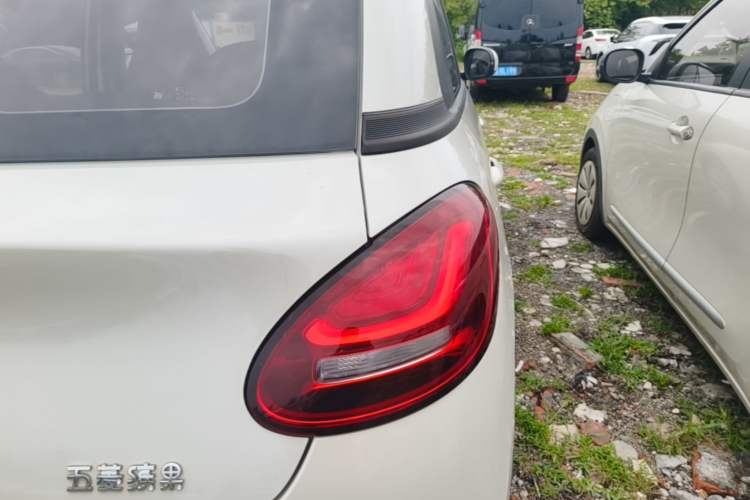 Used Wuling Bingo 2023 333 km Fast-Share Version Right Rear Taillight