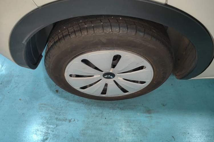 Used Wuling Bingo 2023 333 km Fast-Share Version Right Rear Wheel Hub