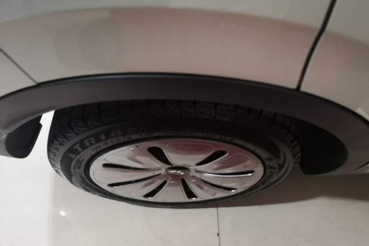 Used Wuling Bingo 2023 203km Light Edition Right Rear Wheel Hub