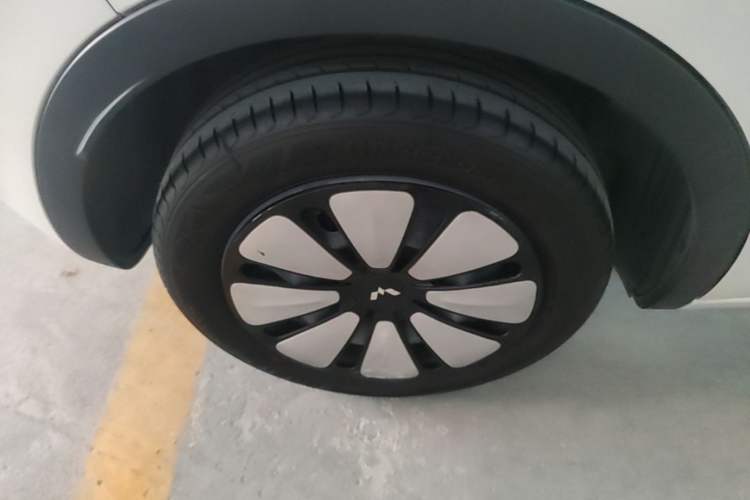 Used Wuling Bingo 2023 333km Enjoy+ Version Right Rear Wheel Hub