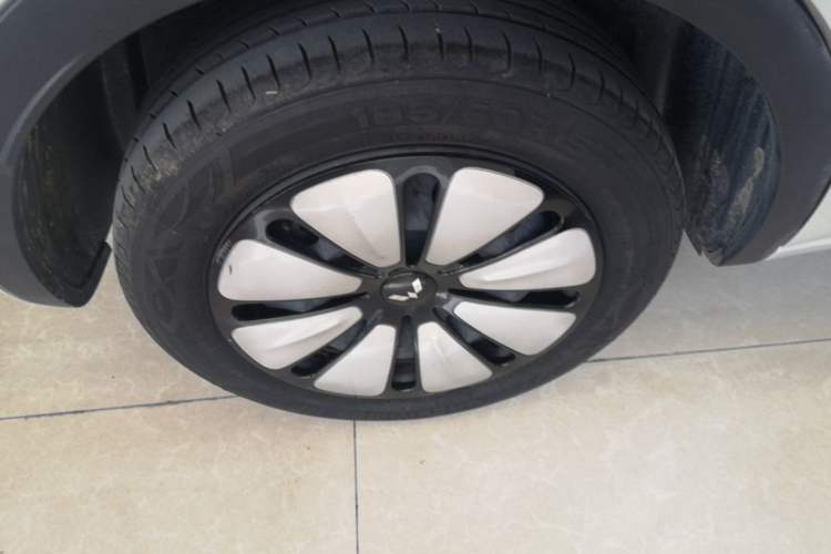 Used Wuling Bingo 2023 333 km Enjoyment Version Right Rear Wheel Hub