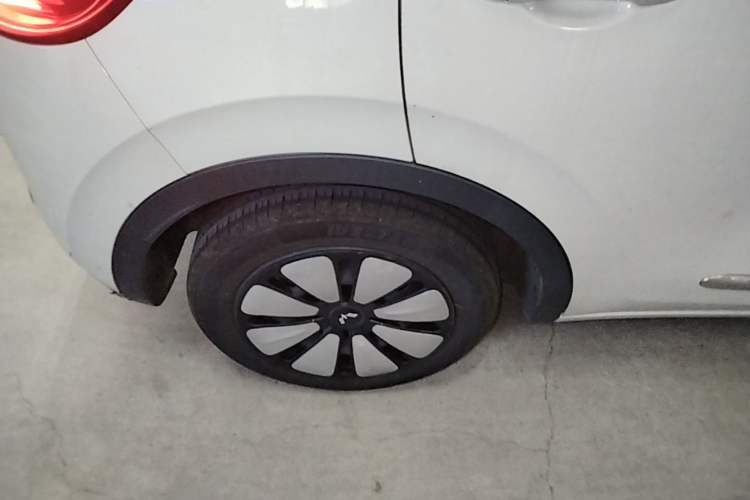 Used Wuling Bingo 2023 333 km Enjoyment Version Right Rear Wheel Hub