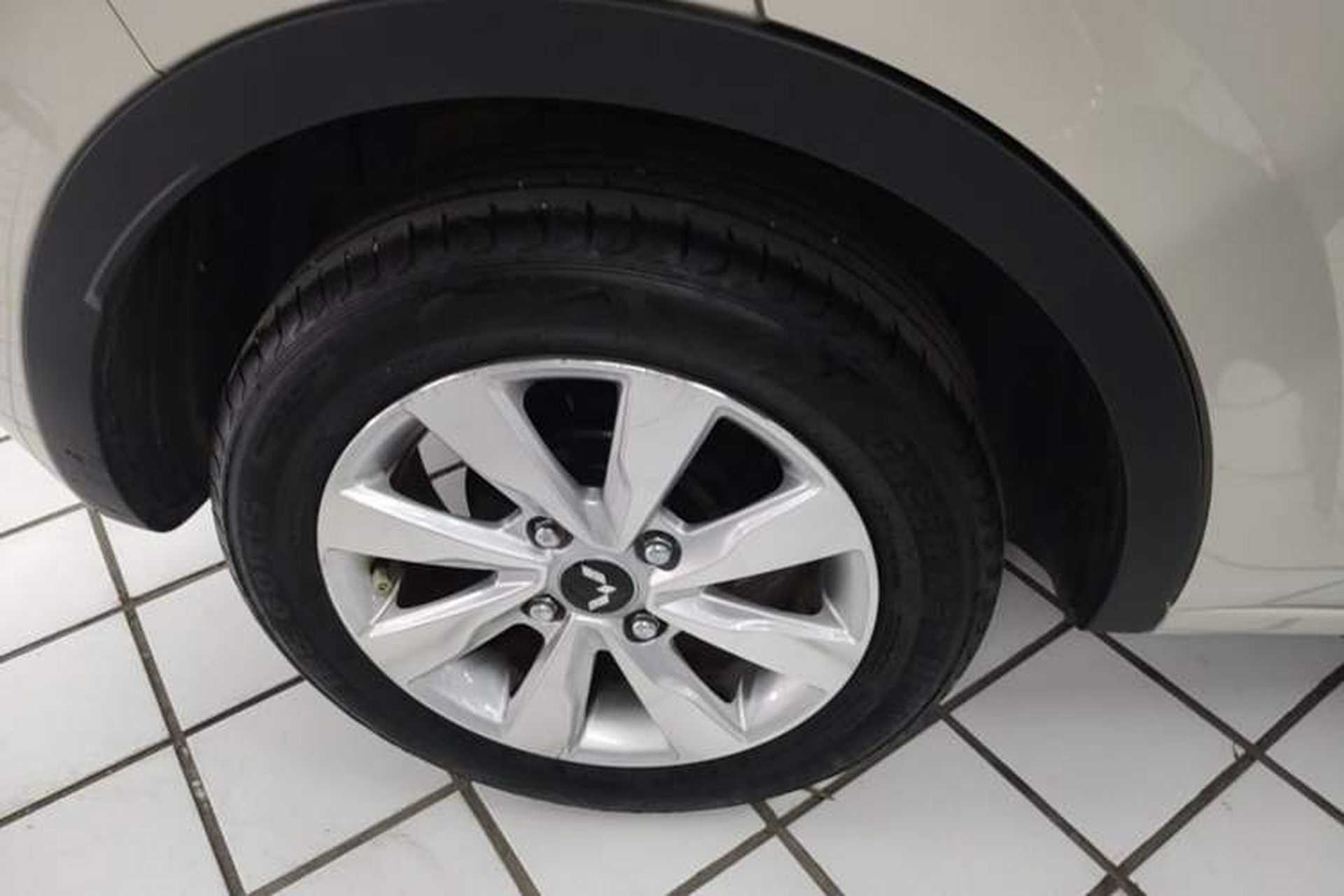Used Wuling Bingo 2023 203km Light Edition Right Rear Wheel Hub