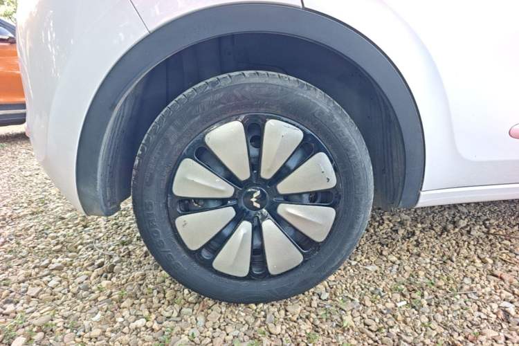 Used Wuling Bingo 2023 333 km Fast-Share Version Right Rear Wheel Hub