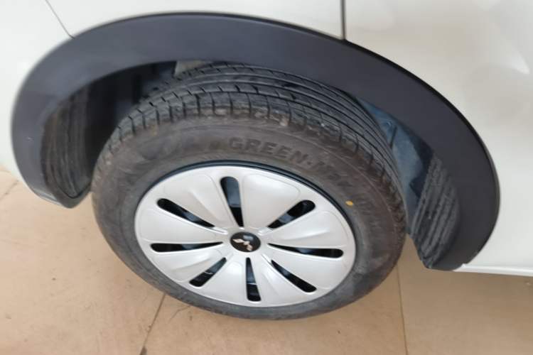 Used Wuling Bingo 2023 333 km Fast-Share Version Right Rear Wheel Hub