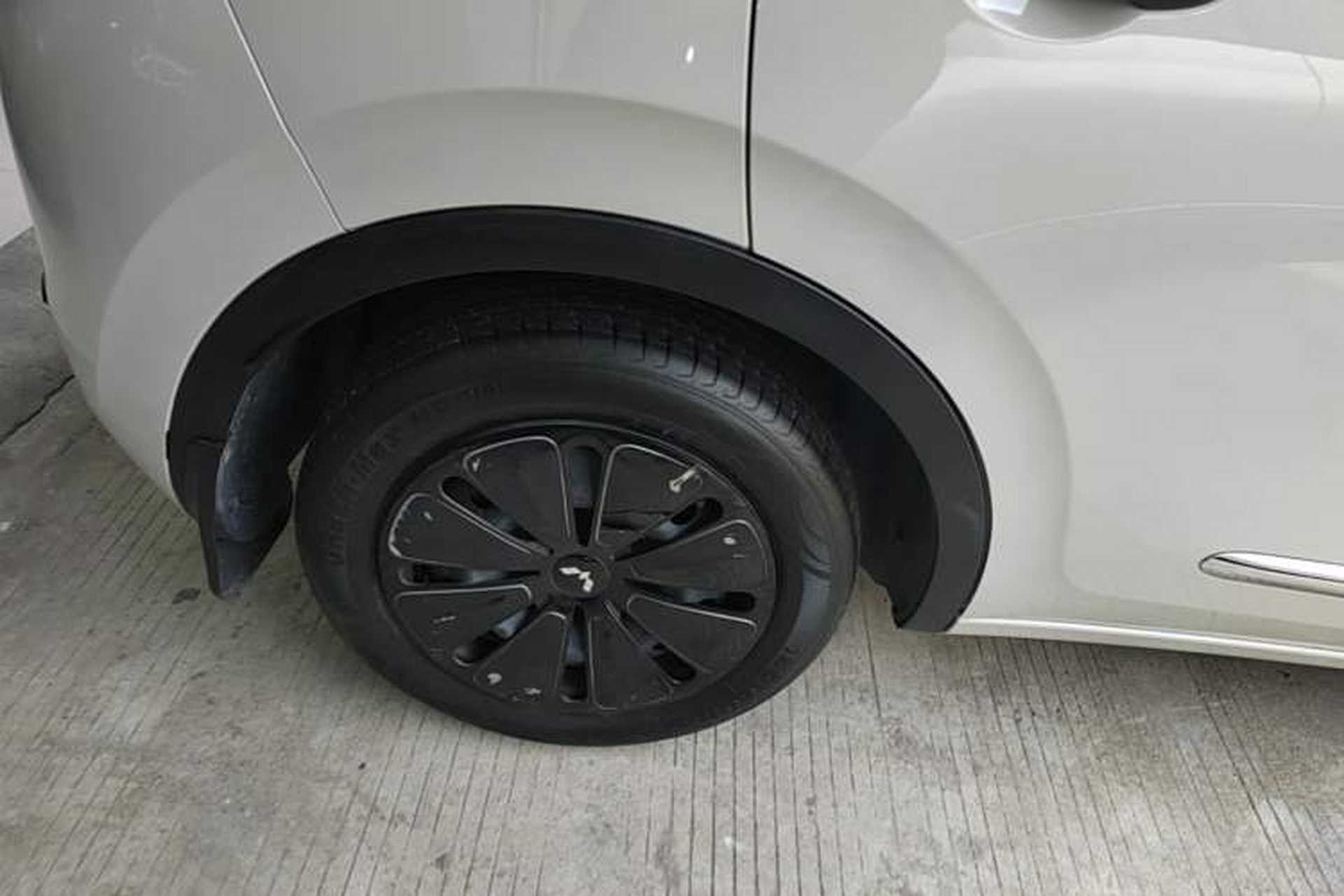 Used Wuling Bingo 2023 410 km Lingxi Deluxe Edition Right Rear Wheel Hub