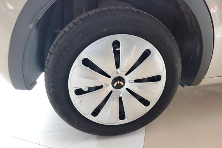 Used Wuling Bingo 2023 203km Light Edition Right Rear Wheel Hub