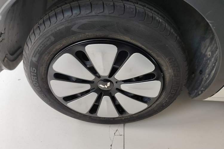 Used Wuling Bingo 2023 333km Enjoy+ Version Right Rear Wheel Hub