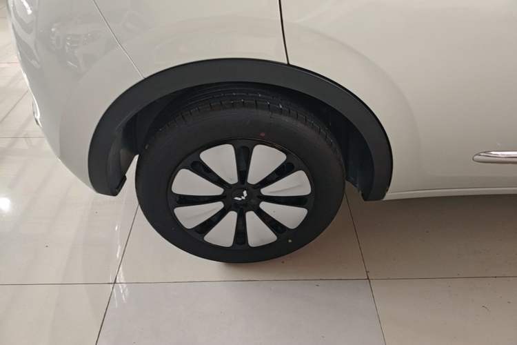 Used Wuling Bingo 2023 333km Enjoy+ Version Right Rear Wheel Hub
