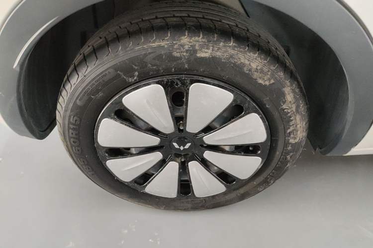 Used Wuling Bingo 2023 333km Enjoy+ Version Right Rear Wheel Hub